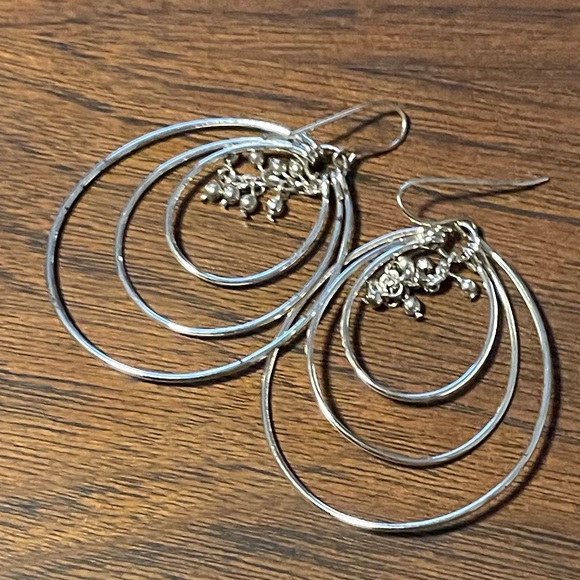 🪐 3 Hoops Dangle Balls Orbit Classic Style Free Flowing Unisex Earrings 🪐 - Picture 3 of 3